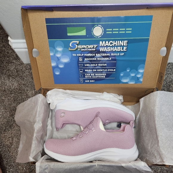 Sketches Memory Foam Shoes - Picture 4 of 5